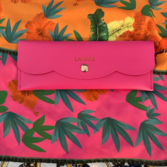 Laruce Pink Makeup Brush Set - Picture 4 of 4